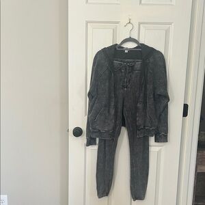 Splendid Charcoal Knit Top